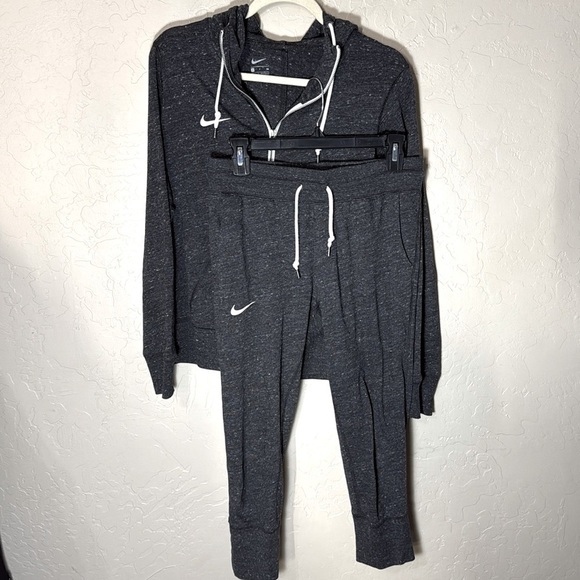 Nike vintage grey matching set full zip hoodie and crop jogger. Size small - Picture 1 of 11